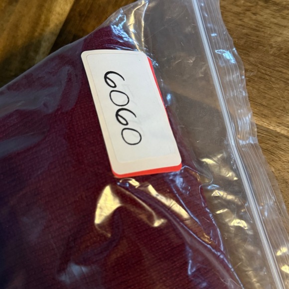 Clan Douglas Nordstrom sweater V Neck 100% Cashmere XL Scotland made - Picture 6 of 6